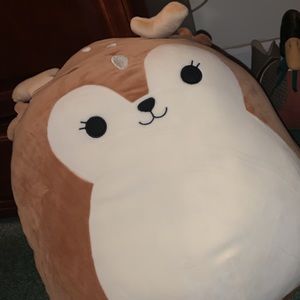 DAWN FAWN SQUISHMALLOW
